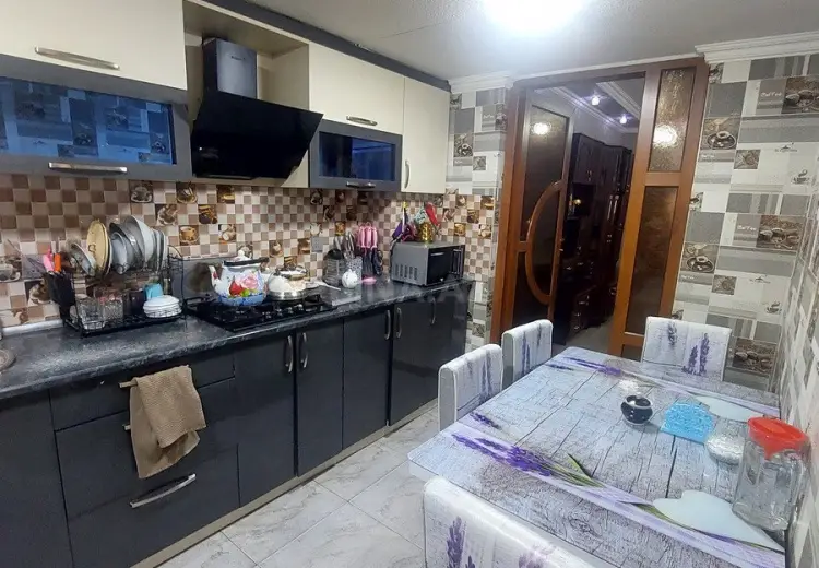 5 otaqlı mənzil Satılır, Quba