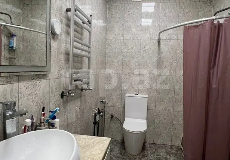 5 otaqlı mənzil , Badamdar qəs., Səbail, Bakı
