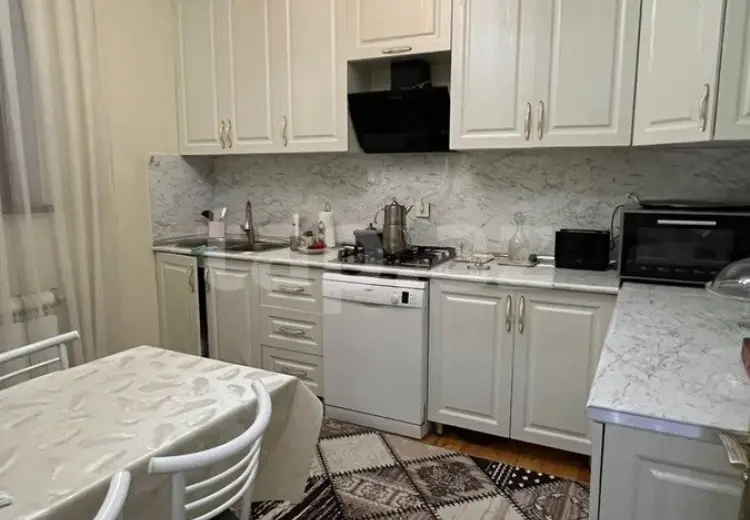 5 otaqlı mənzil , Badamdar qəs., Səbail, Bakı