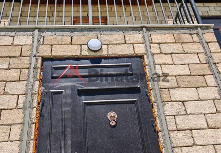 5 otaqlı mənzil Satılır, Şamaxı
