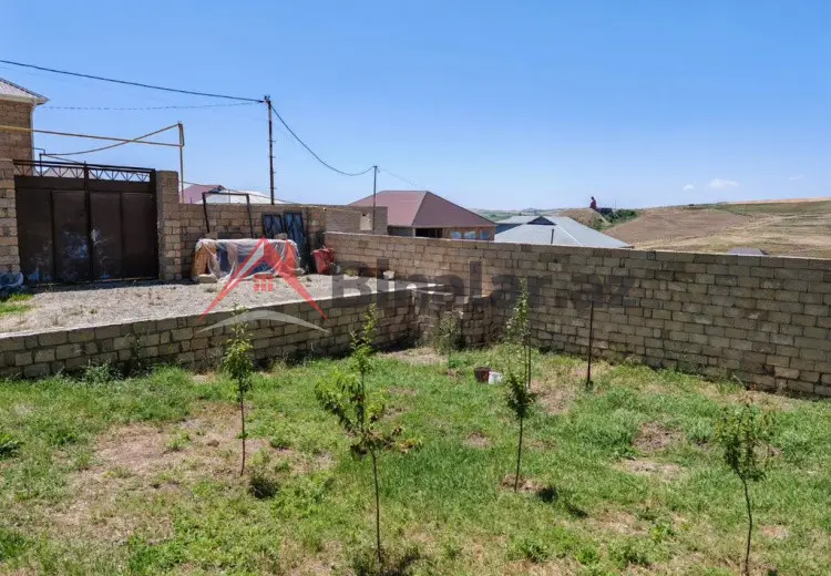 5 otaqlı mənzil Satılır, Şamaxı