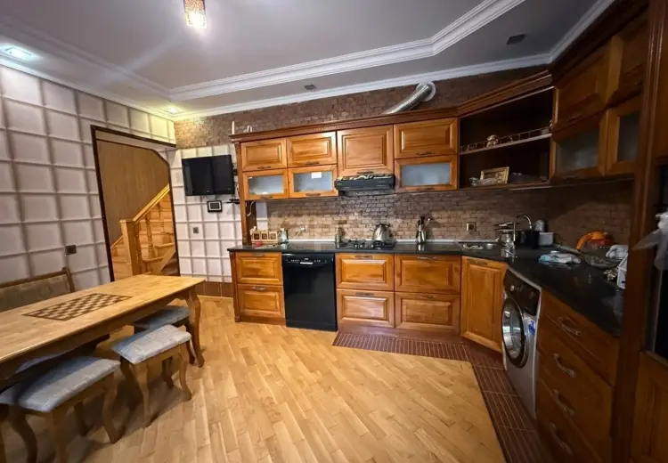 6 otaqlı mənzil , Sumqayıt