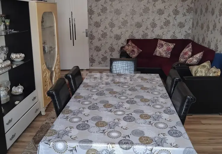 4 otaqlı mənzil , Bakı