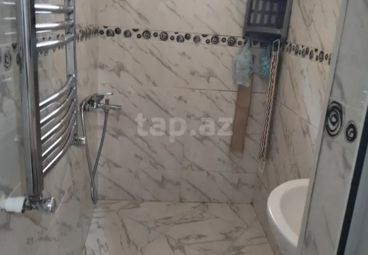 4 otaqlı mənzil , Bakı