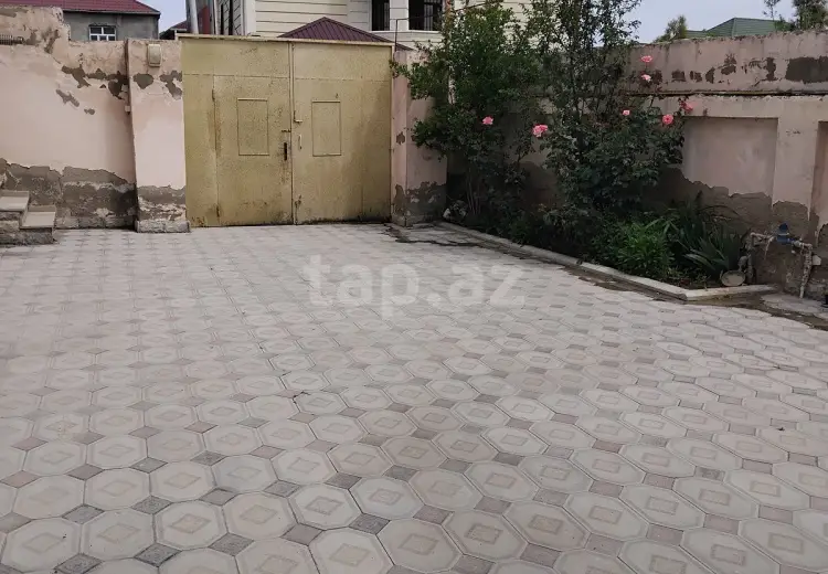 4 otaqlı mənzil , Bakı