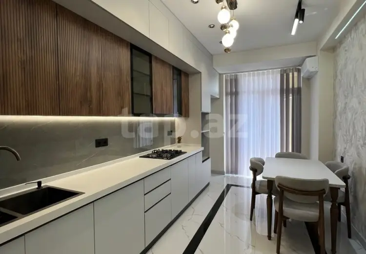 3 otaqlı mənzil , Bakı