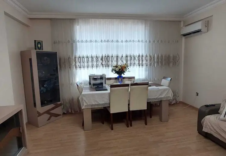 4 otaqlı mənzil , Bakı