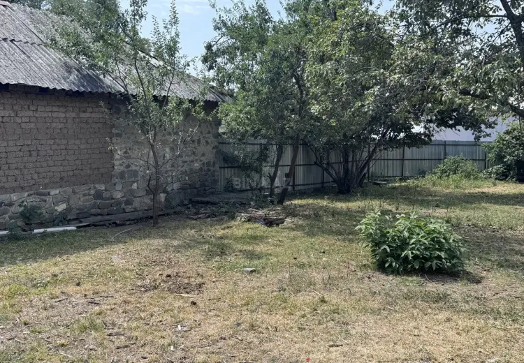 9.3 sot Torpaq Satılır, Oğuz