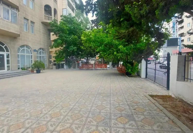 1082 m² Obyekt / Ofis Satılır, Nərimanov, Bakı