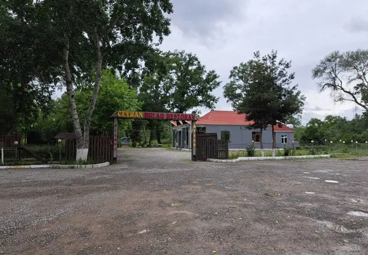4000 m² Obyekt / Ofis Satılır, Xaçmaz