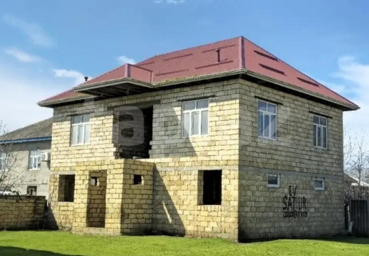 8 otaqlı mənzil , Lənkəran