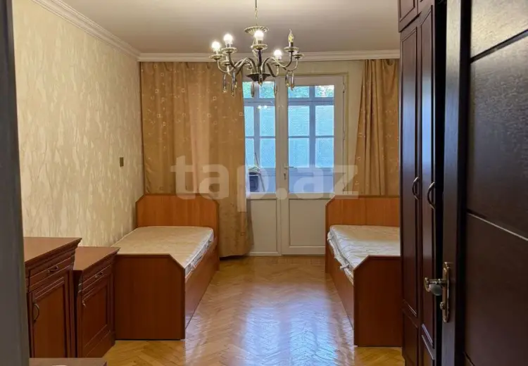 3 otaqlı mənzil , Bakı