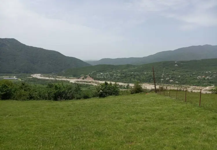 12 sot Torpaq Satılır, Şamaxı