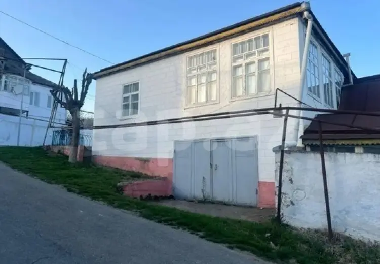 6 otaqlı mənzil , Qusar