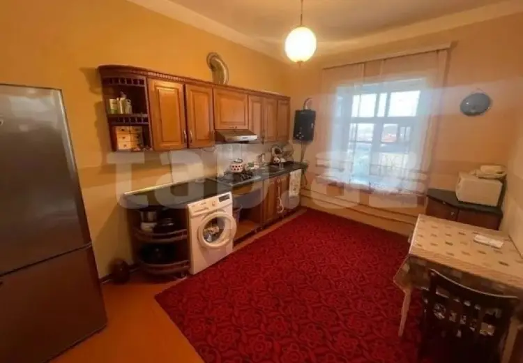 6 otaqlı mənzil , Qusar