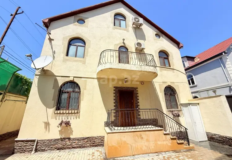 6 otaqlı mənzil , Xırdalan