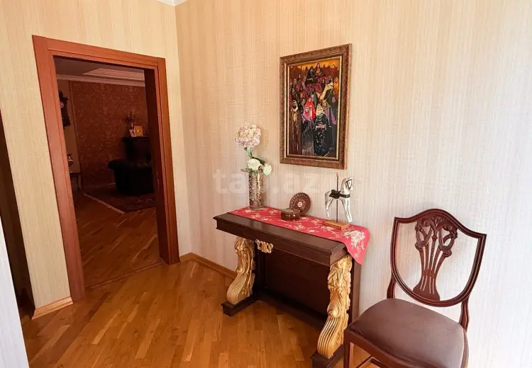 6 otaqlı mənzil , Xırdalan