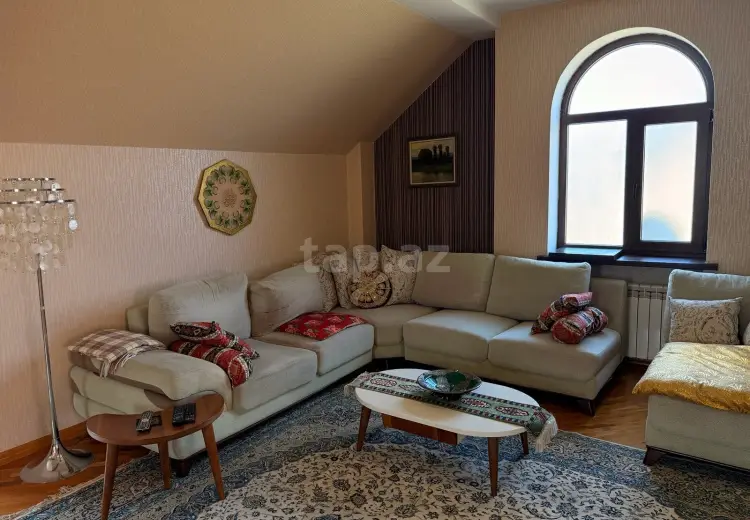 6 otaqlı mənzil , Xırdalan