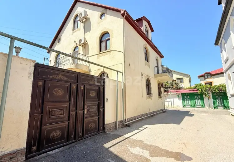 6 otaqlı mənzil , Xırdalan