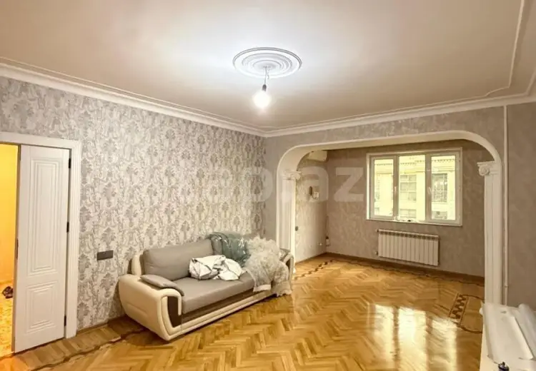 4 otaqlı mənzil , Bakı