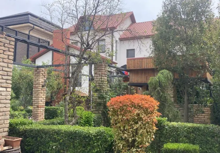 8 otaqlı mənzil Satılır, Badamdar qəs., Səbail, Bakı