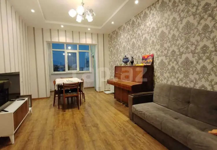 3 otaqlı mənzil , Bakı