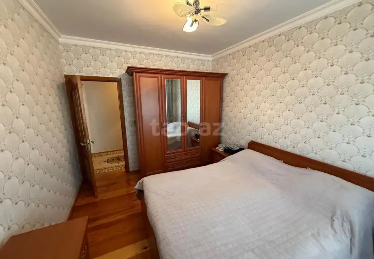 5 otaqlı mənzil , Bakı