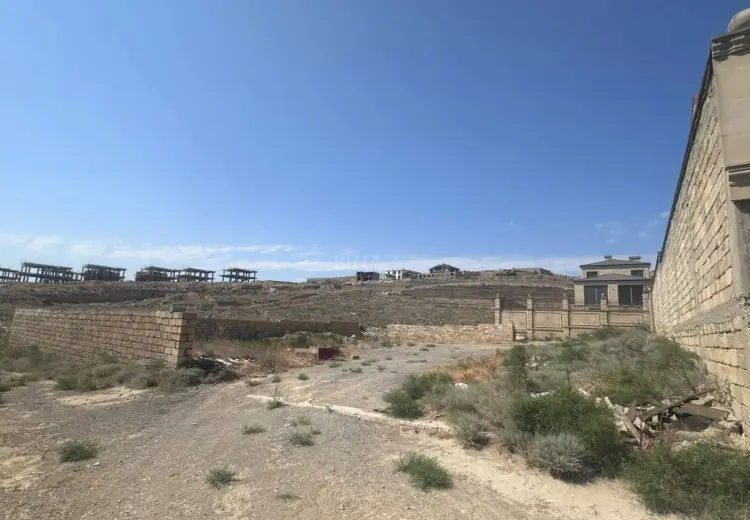 8 sot Torpaq Satılır, Səbail, Bakı
