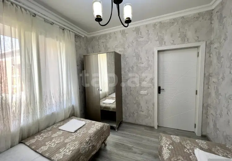 5 otaqlı mənzil , Qəbələ