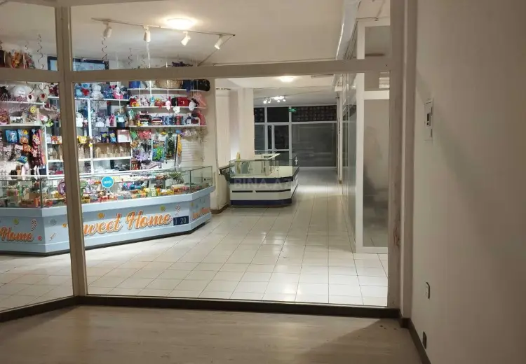 27 m² Obyekt / Ofis Satılır, Səbail, Bakı