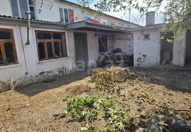5 otaqlı mənzil , Xudat
