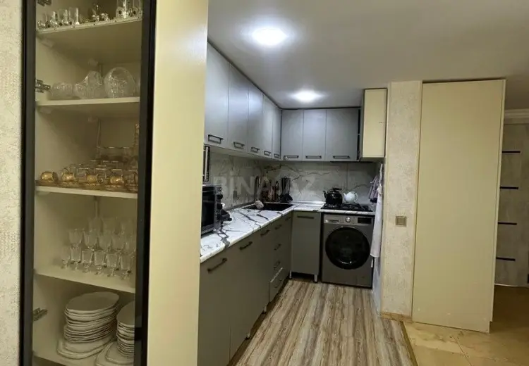 3 otaqlı mənzil Satılır, Bayıl qəs., Səbail, Bakı