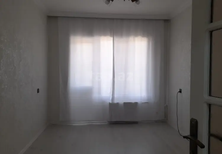 5 otaqlı mənzil , Bakı