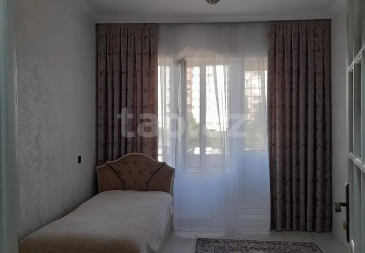 5 otaqlı mənzil , Bakı