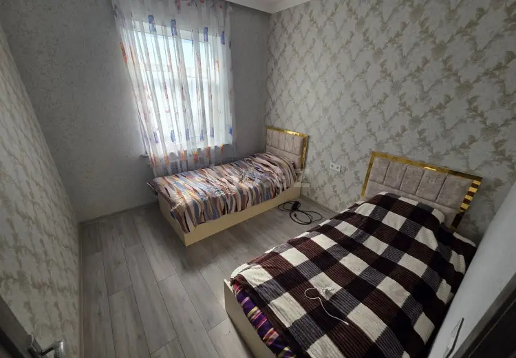 4 otaqlı mənzil , Bakı