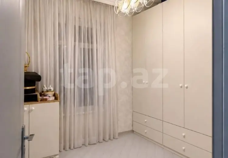 3 otaqlı mənzil , Bakı