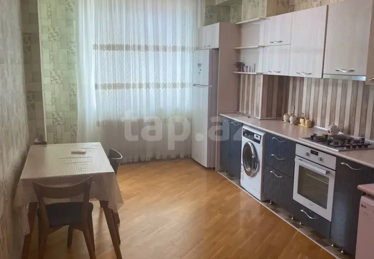 3 otaqlı mənzil Kirayə (aylıq), Bakı