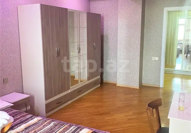 3 otaqlı mənzil Kirayə (aylıq), Bakı