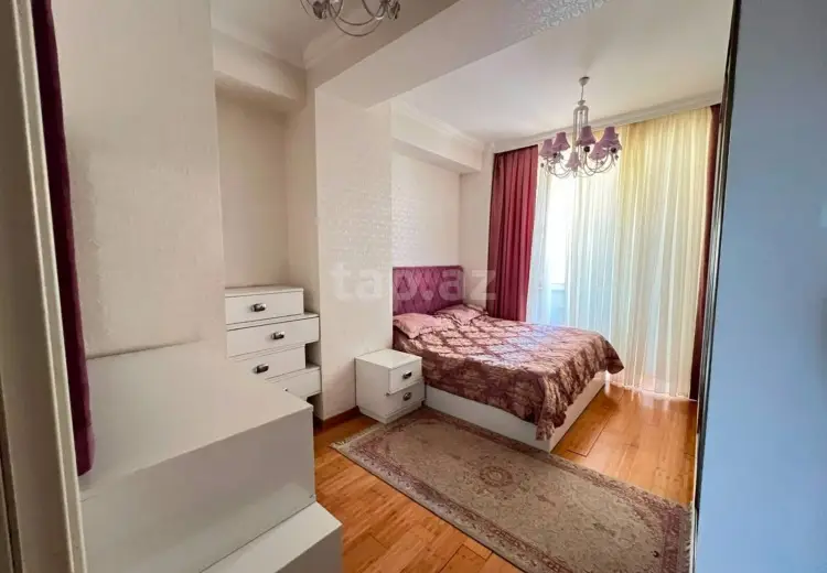 3 otaqlı mənzil , Bakı