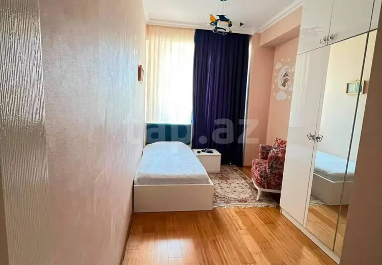 3 otaqlı mənzil , Bakı