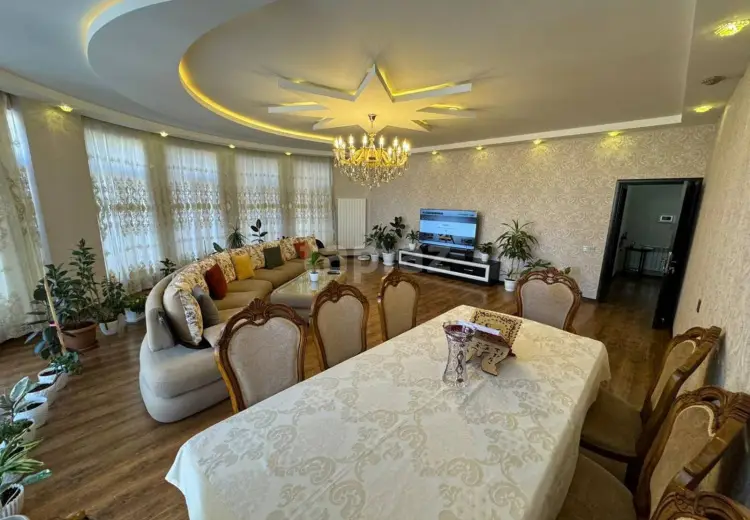 4 otaqlı mənzil , Bakı