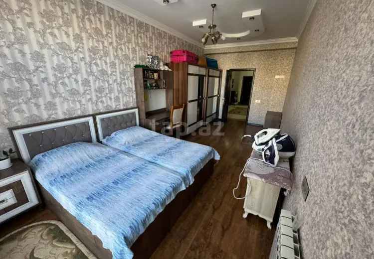 4 otaqlı mənzil , Bakı