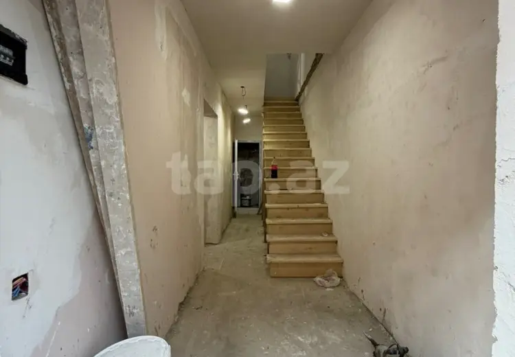 4 otaqlı mənzil , Bakı