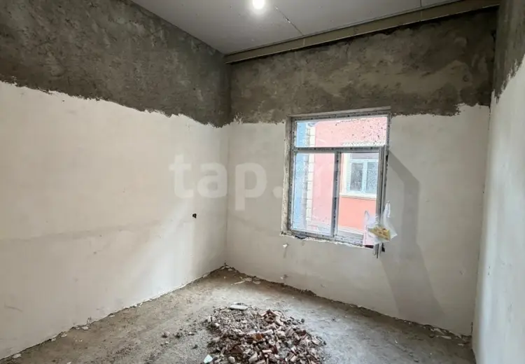 4 otaqlı mənzil , Bakı