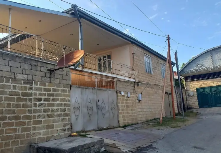 8 otaqlı mənzil , Şamaxı