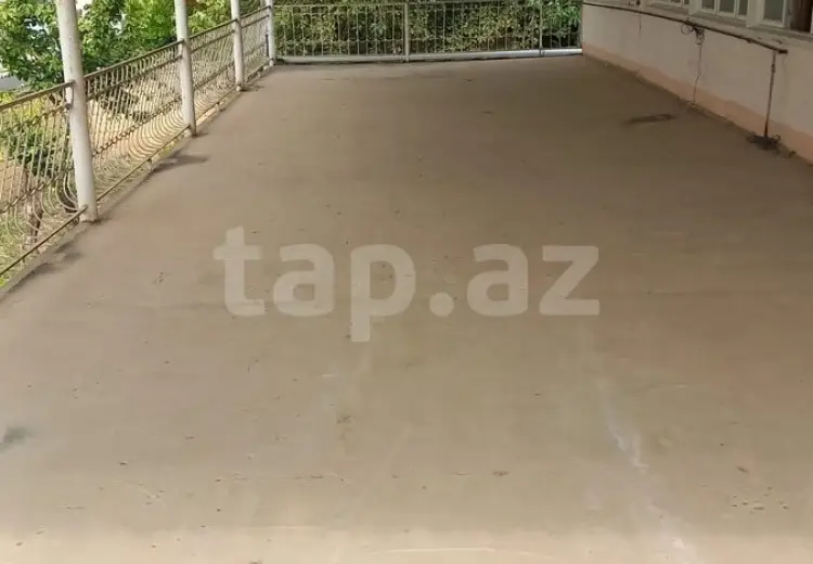 8 otaqlı mənzil , Şamaxı