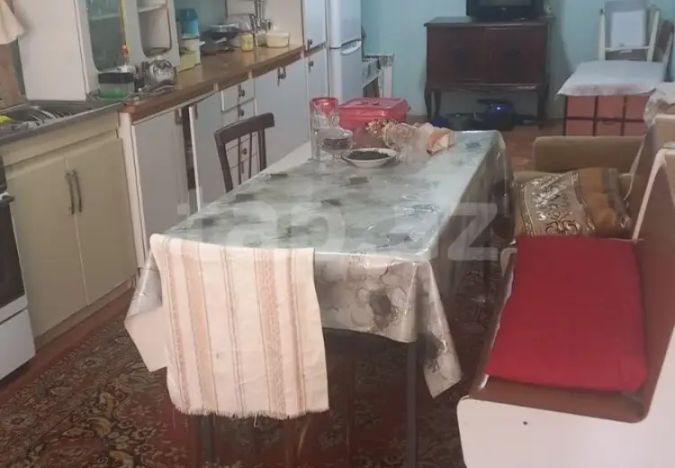 8 otaqlı mənzil , Şamaxı