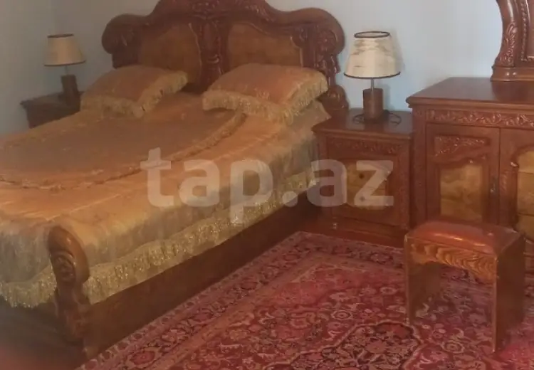 8 otaqlı mənzil , Şamaxı