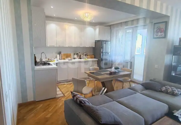 2 otaqlı mənzil , Bakı