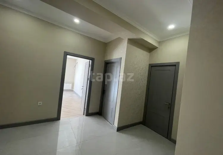 700 AZN - 2 otaqlı mənzil Kirayə (aylıq), Bakı